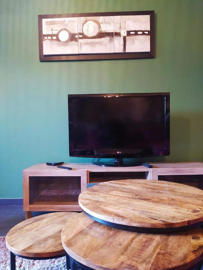 Spacieux Appartement Au Calme 15Min Sud De Lyon Proche Metro Et Gare Confluence Aquarium Gerland Уллен Экстерьер фото