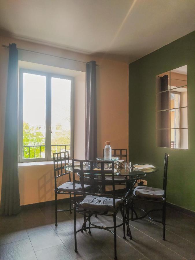 Spacieux Appartement Au Calme 15Min Sud De Lyon Proche Metro Et Gare Confluence Aquarium Gerland Уллен Экстерьер фото